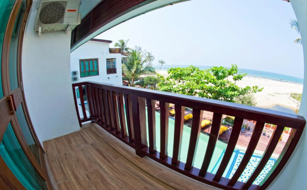 Kyaw Ngapali Lodge