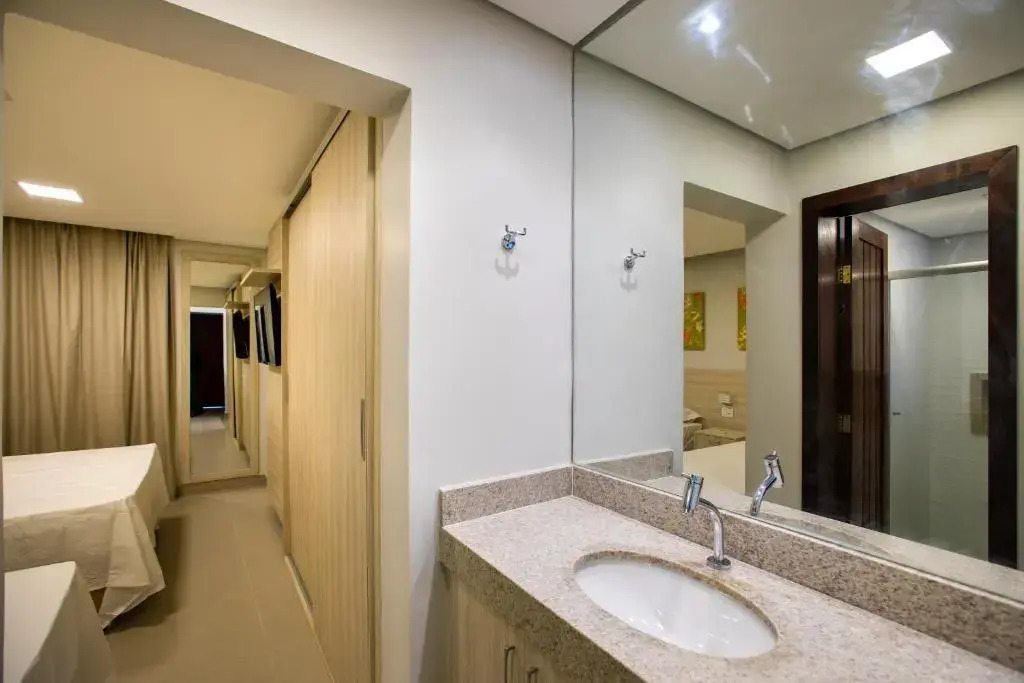 Hotel Encantos de Itaperapuã