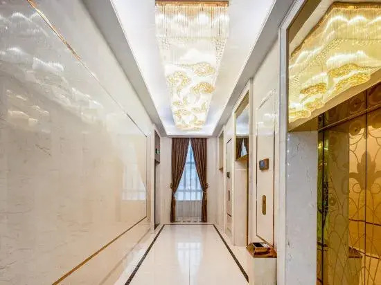Oriental Host Hotel