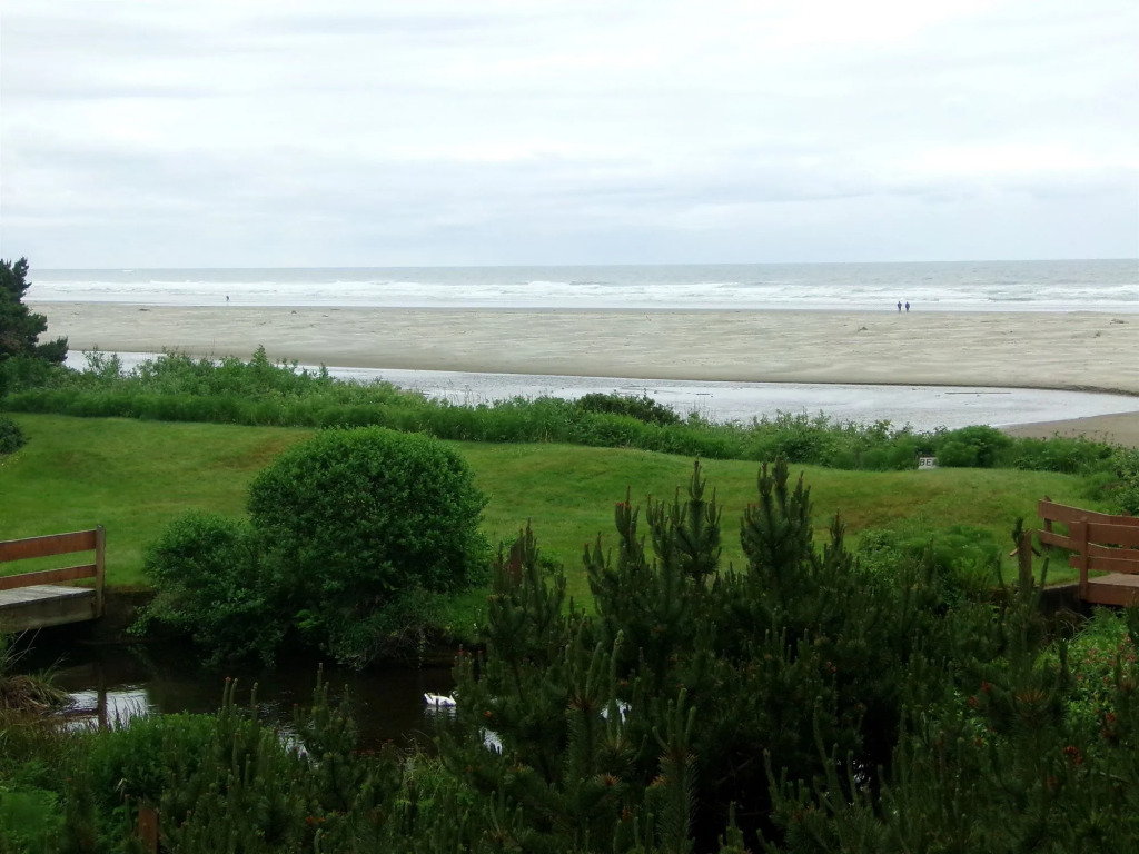 Little Creek Cove Beach Resort
