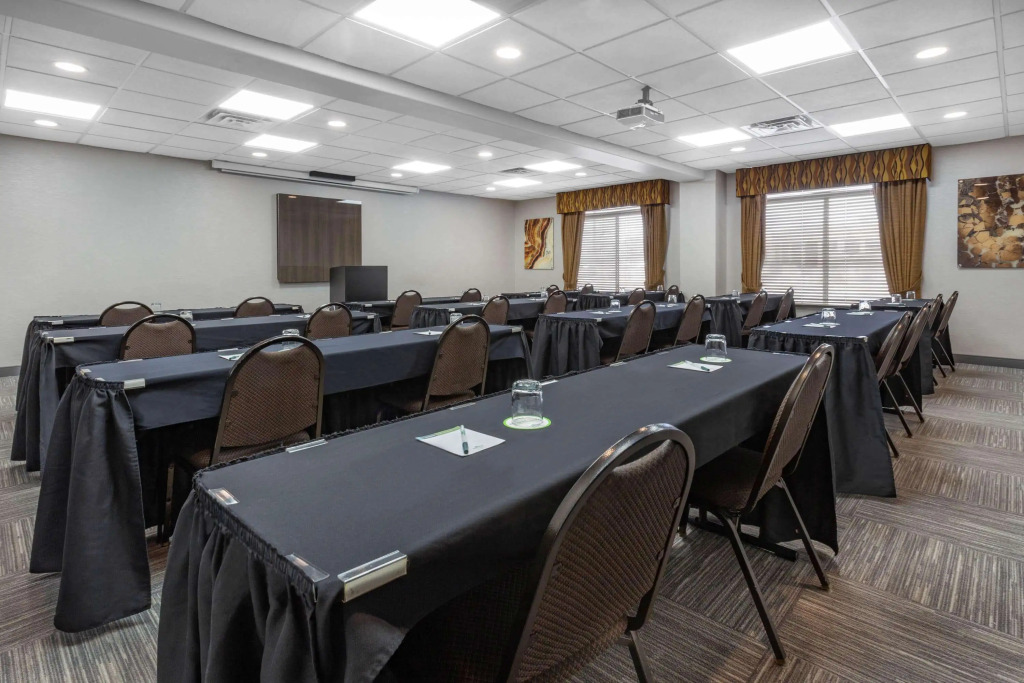 Wingate by Wyndham Tinley Park