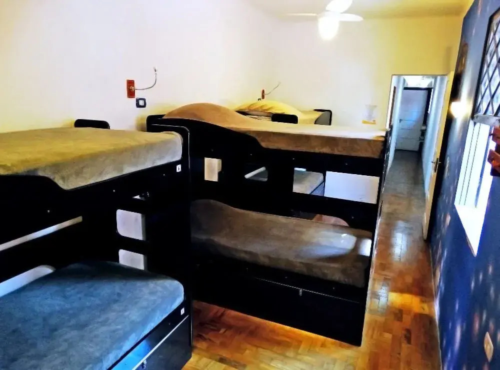 Uvaia Hostel