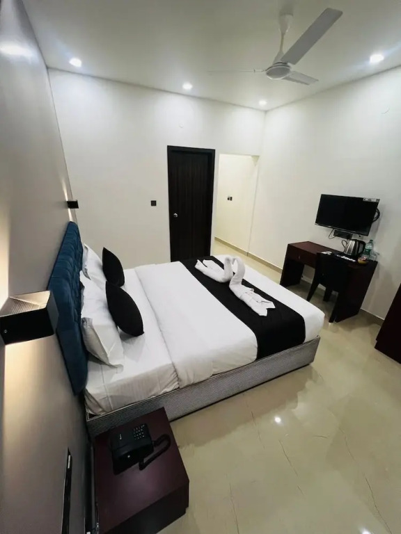 The Lotaz Hotel