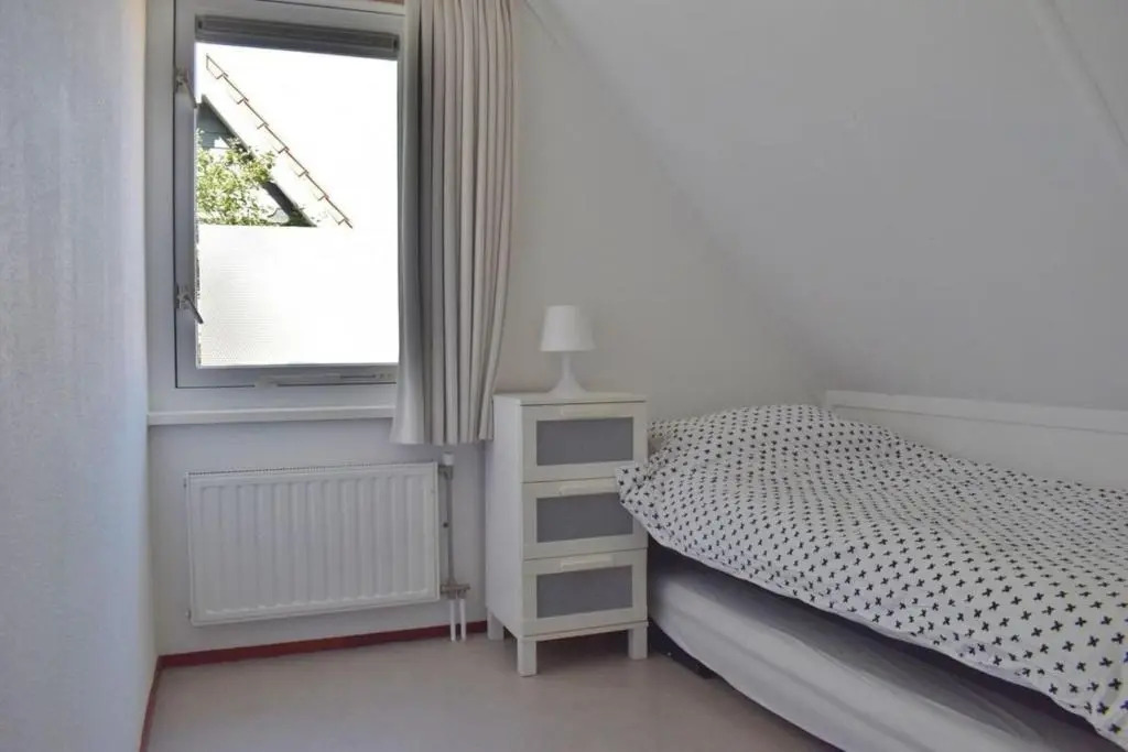 Holidayhouse - Zuidweg 18 Zonnemaire 'Park Viletta huisje 28'
