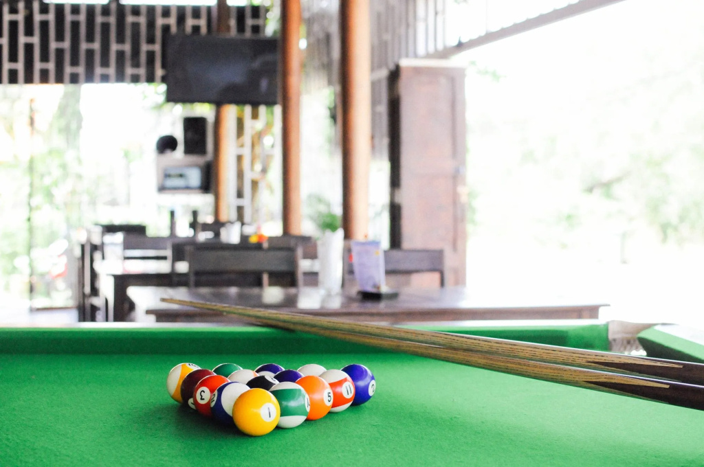 Naiharn Beach Resort - SHA Plus Extra