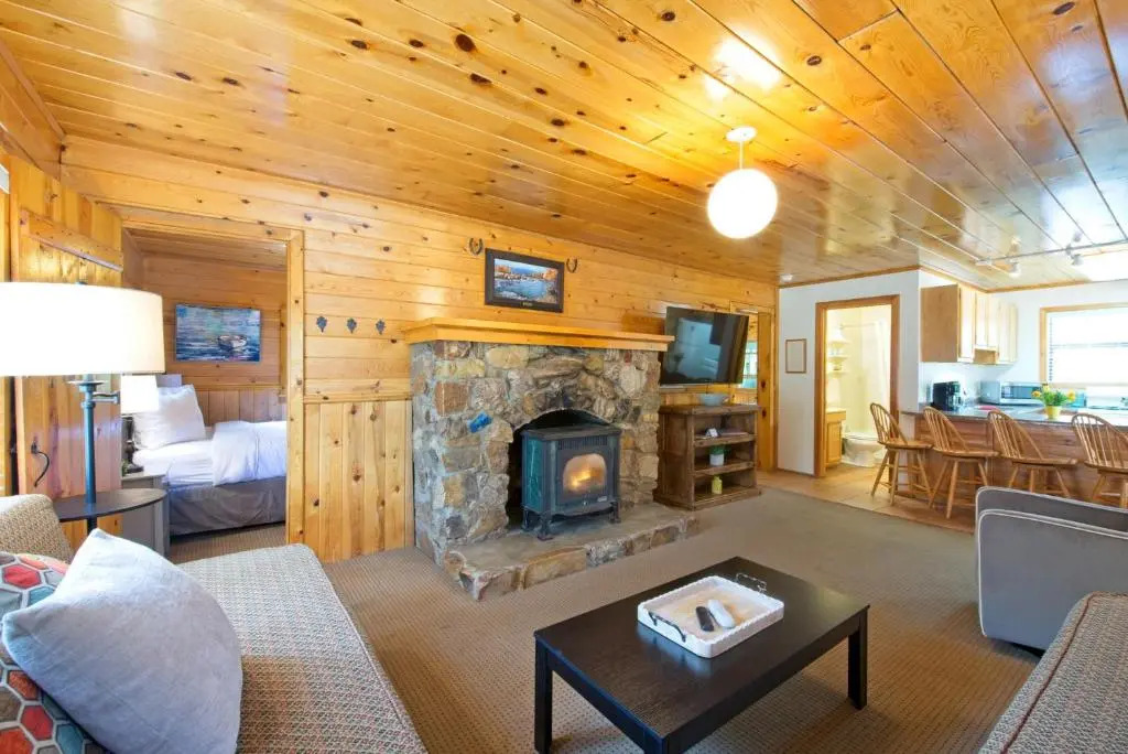 Sitzmark Sports Lodge