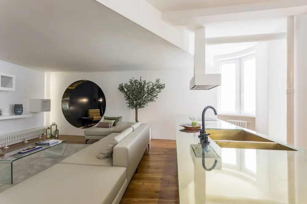 Koru Central Downtown Design Apartment