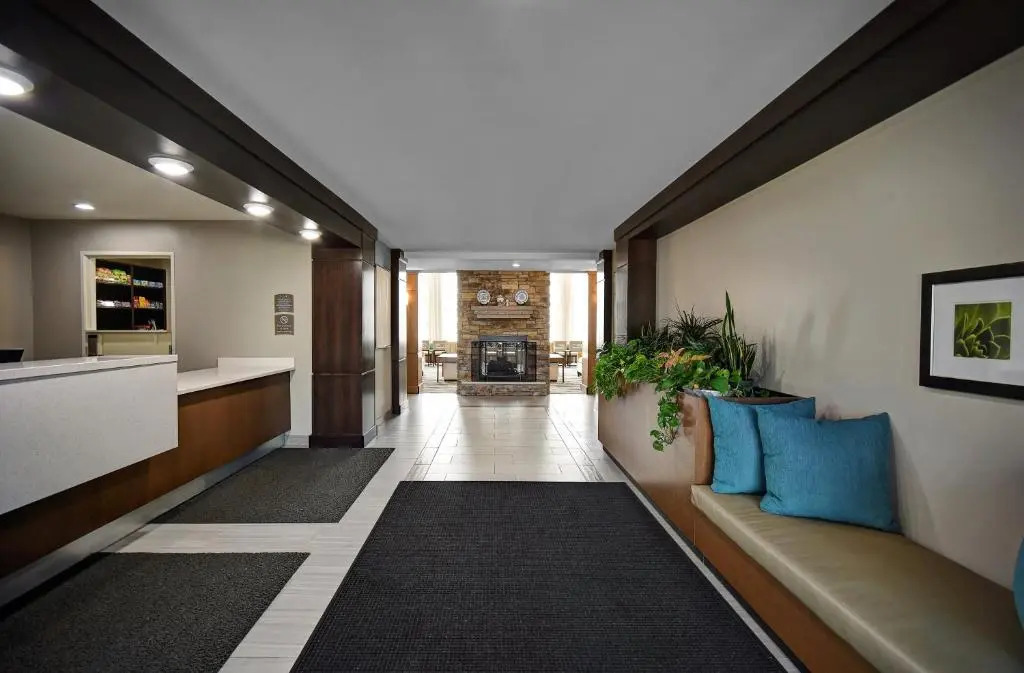 Staybridge Suites - Holland by IHG