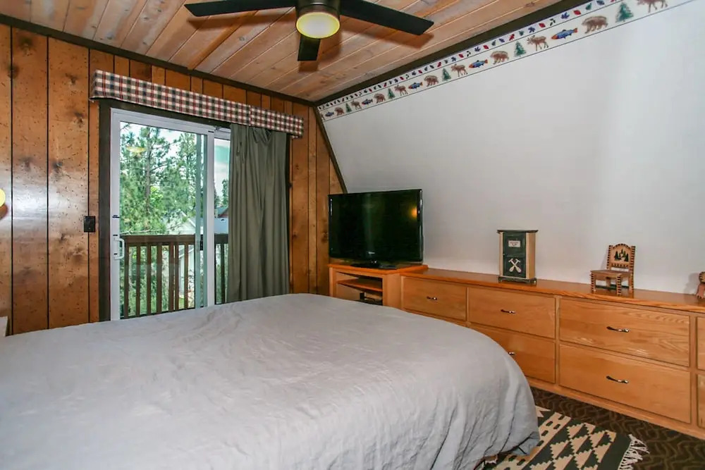 Juniper Creek!-441 by Big Bear Vacations