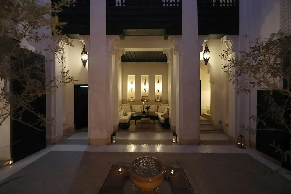 Azzouna13