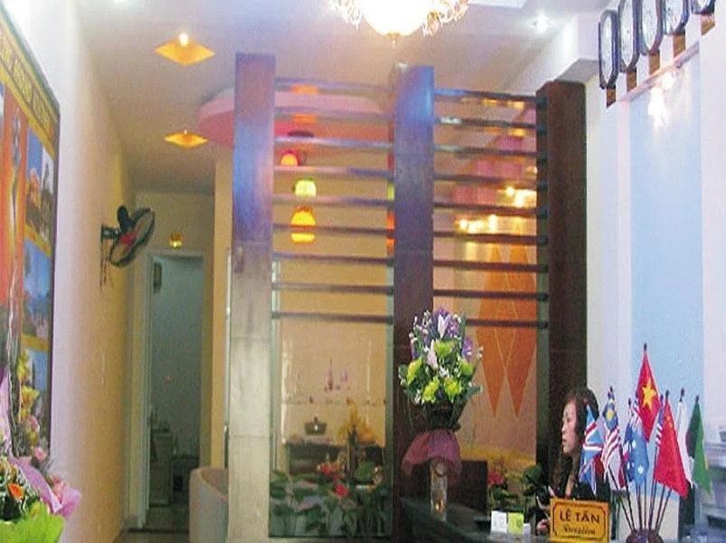 West Lake Hotel