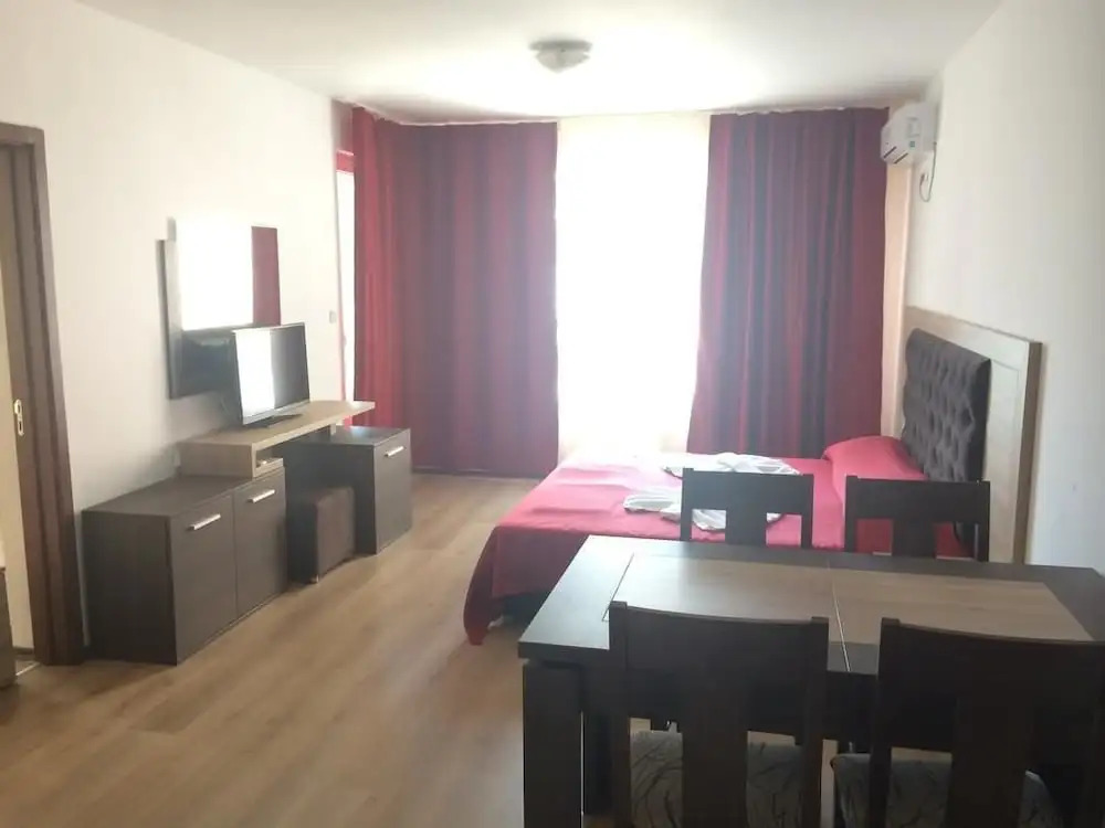 Sunrise Apartments, Pomorie