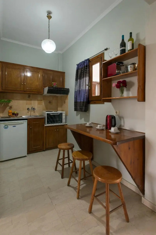 Eleni Apartments