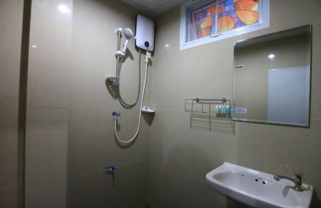 9G Room