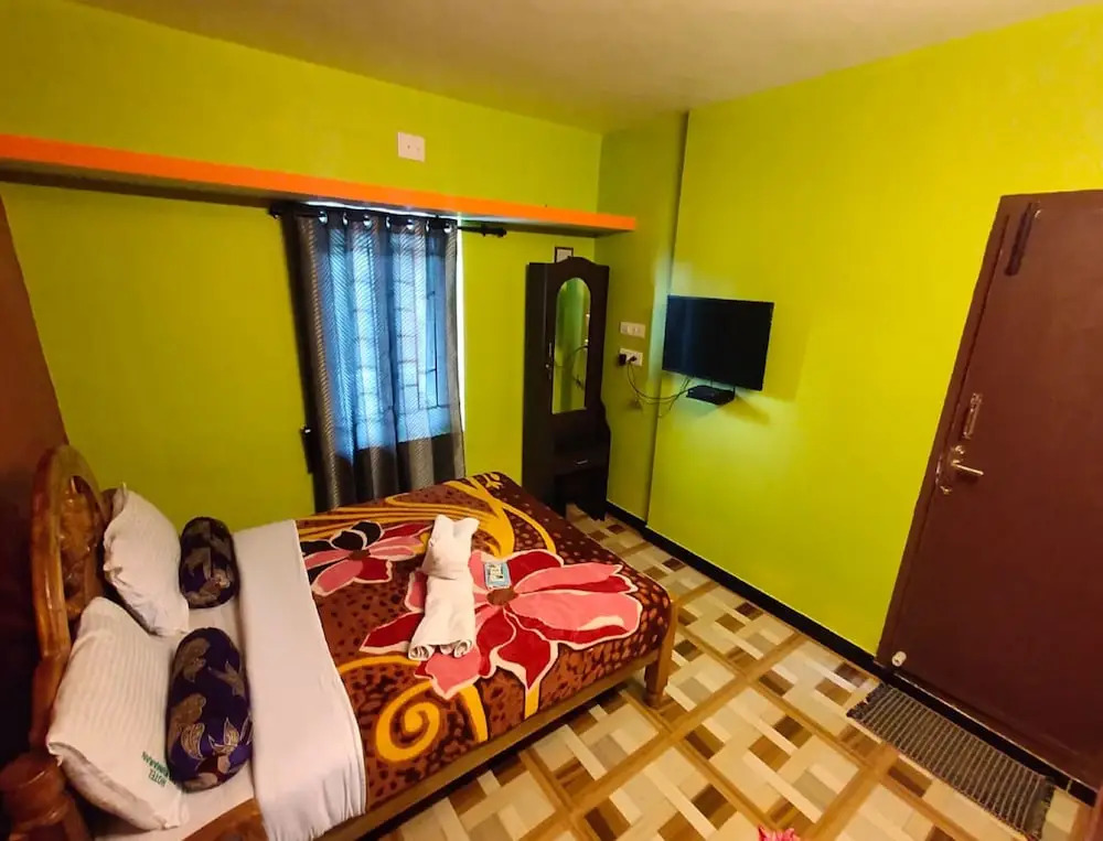 GK Holiday Inn