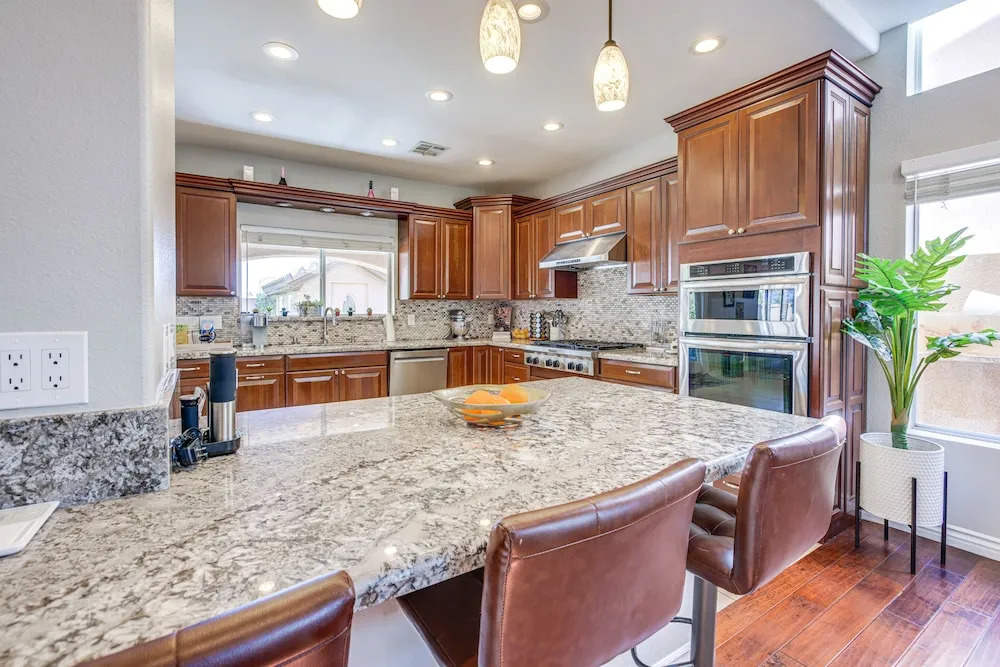 Large Las Vegas Home w/ Pool, Hot Tub + Game Room