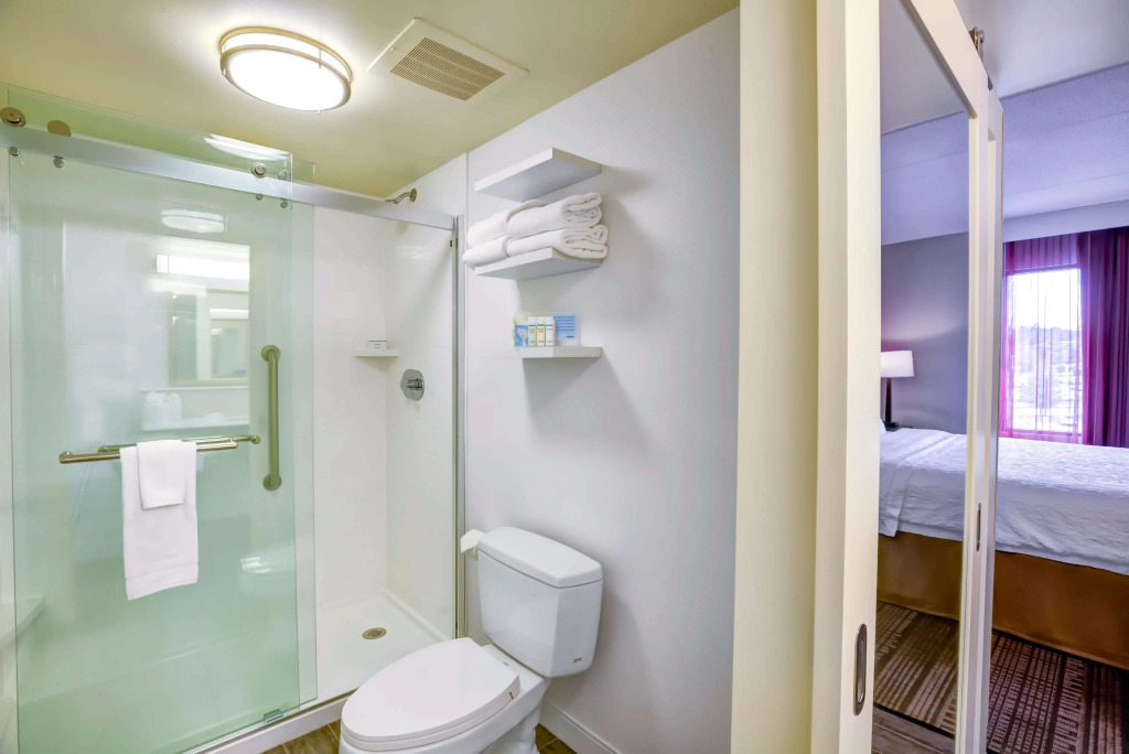 Hampton Inn Boston-Norwood