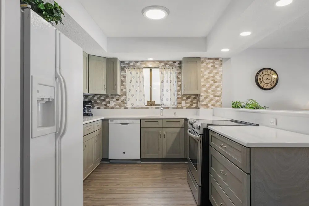 Ocean Villas 1 3 Bedrooms 2 Bathrooms Condo
