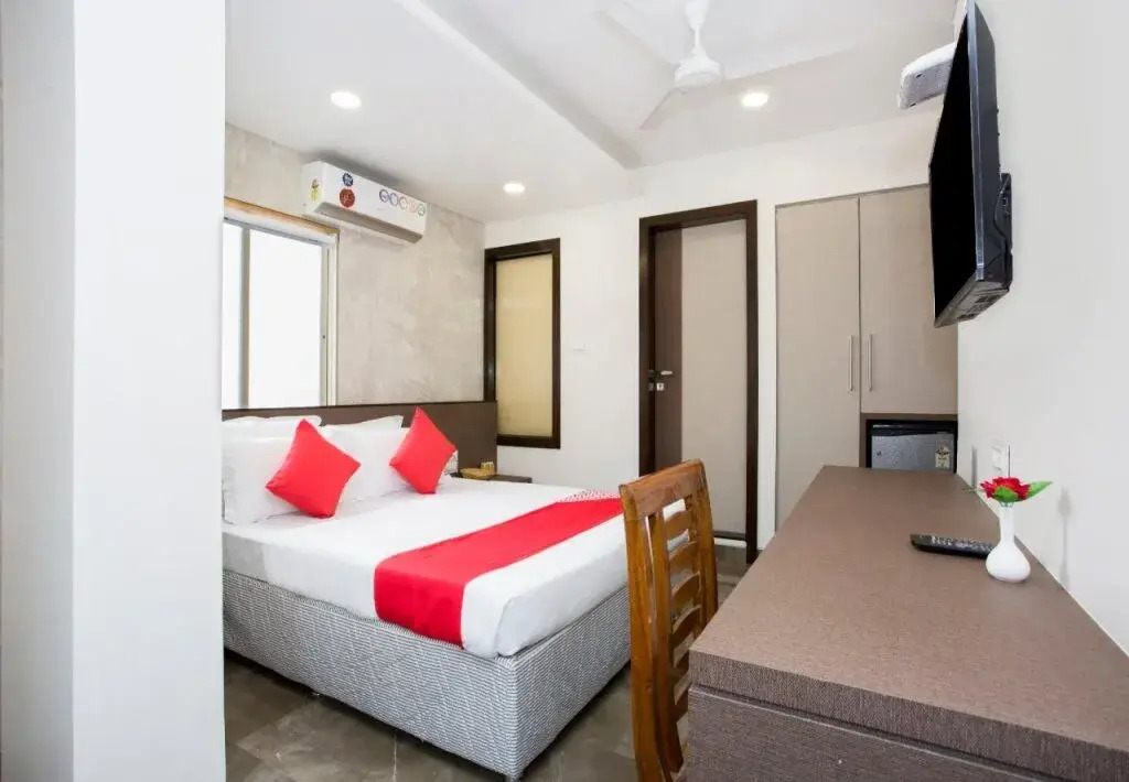 Royal Inn By OYO Rooms