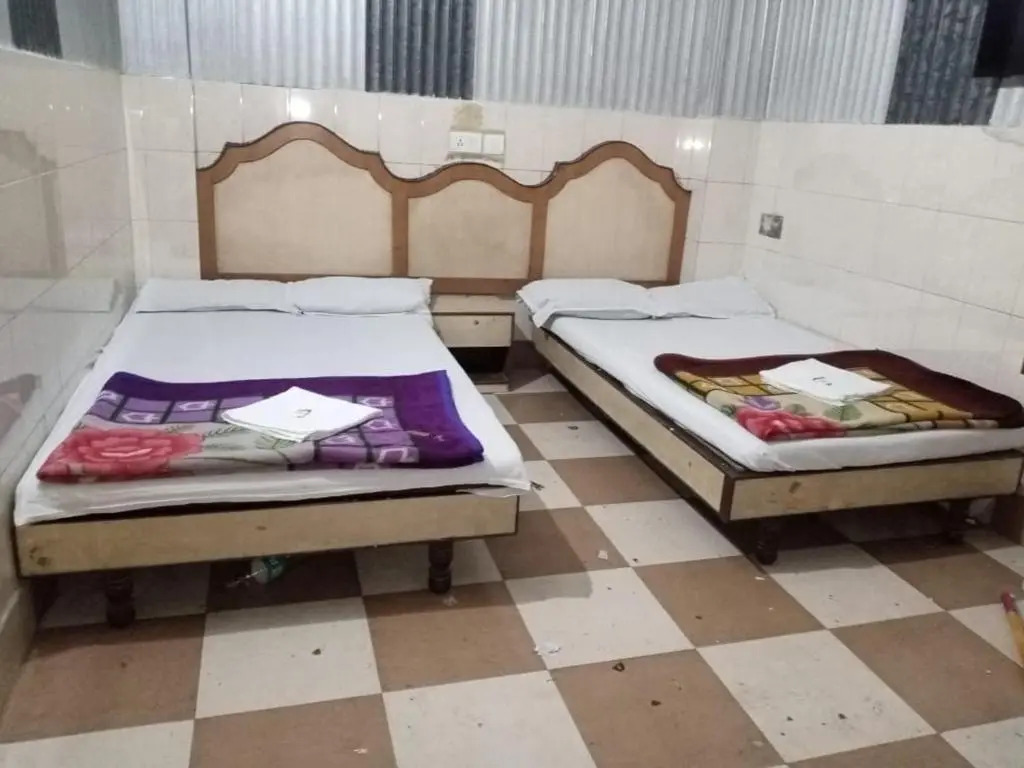Hotel Shivam Palace BY WB Inn