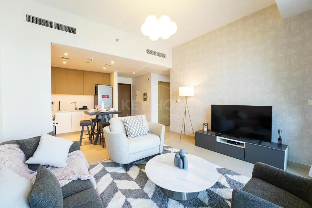 KeyHost - Modern 1BR Sea View - 52 42 Towers Dubai Marina - K1240
