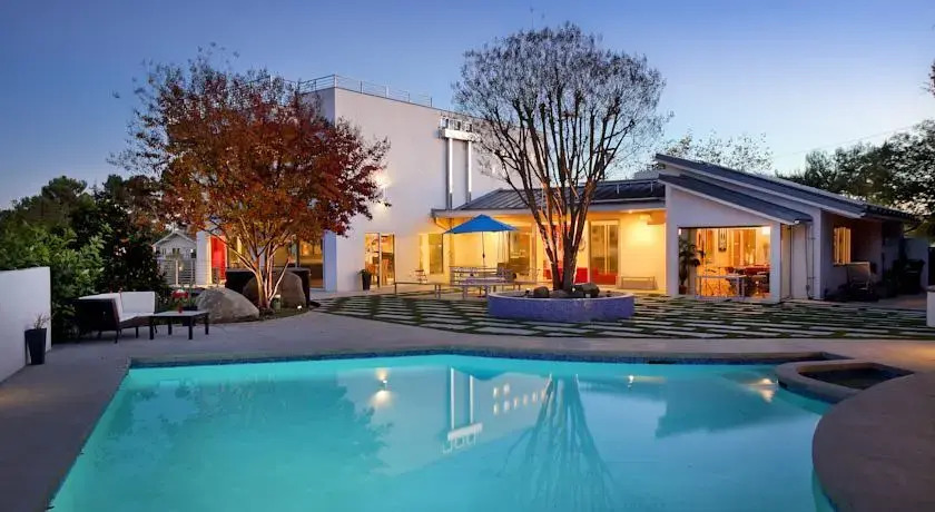 Mulholland Rockstar Retreat