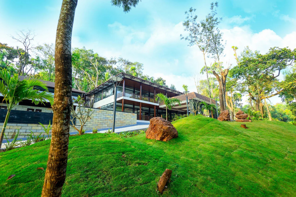 The Silver Sky Hotels And Resorts