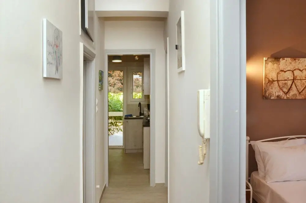 Quiet apartment at the center of Glyfada