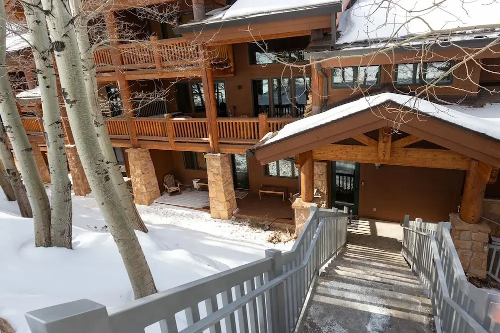 Sterling Lodge at Deer Valley Resort - Three Bedroom Condo with Hot Tub #111 3 Condo