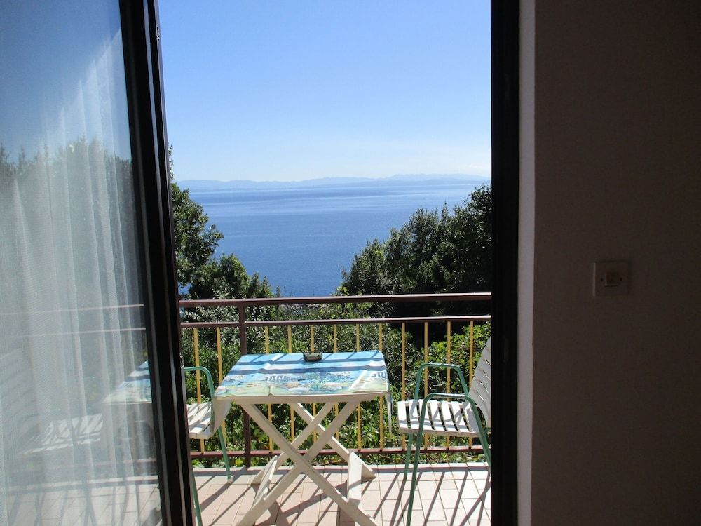 Apartments Zlatko