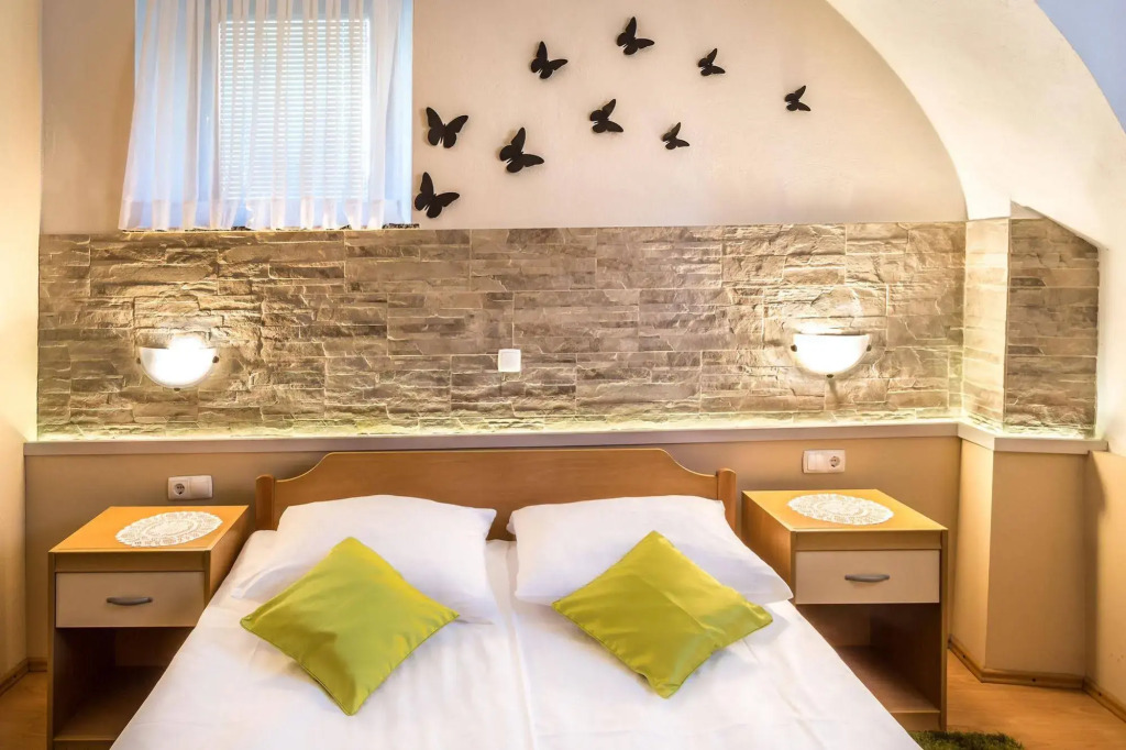 Rooms & Apartments Kepic, AIRPORT accomodation