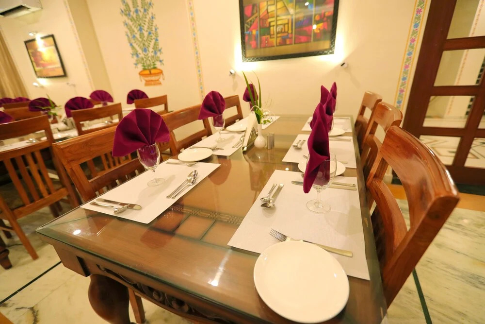 The Everest Hill Resort Suites with Jacuzzi Spa - Resort in Kumbhalgarh