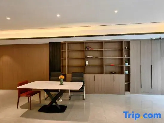 Huali Jiayuan Chinese Inn Homestay (Linzi Railway Station)