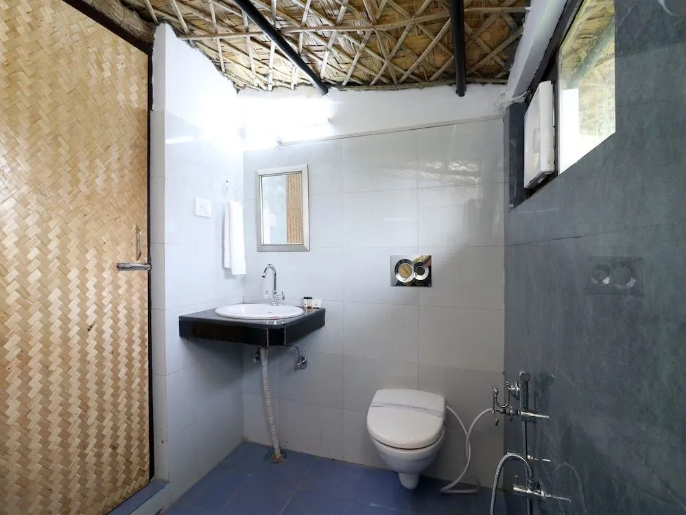OYO 14607 The Gharonda Huts