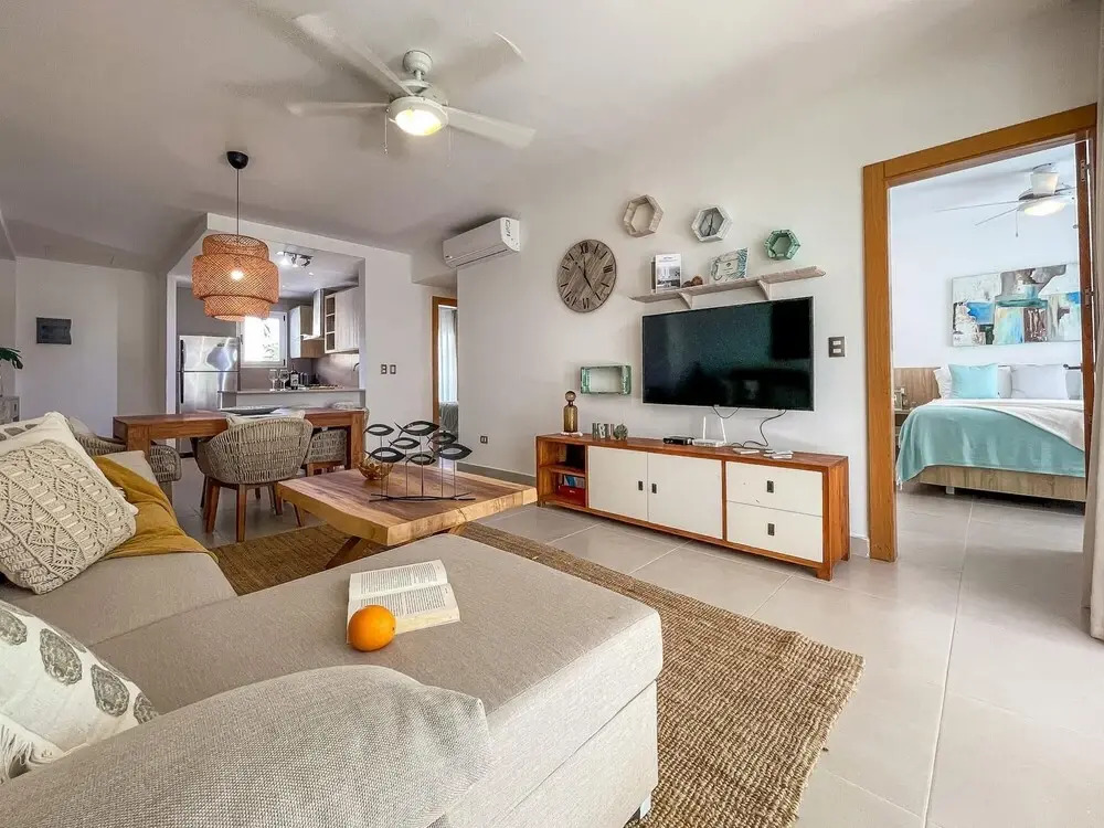 Beautiful Condo Just Steps Away From the Beach
