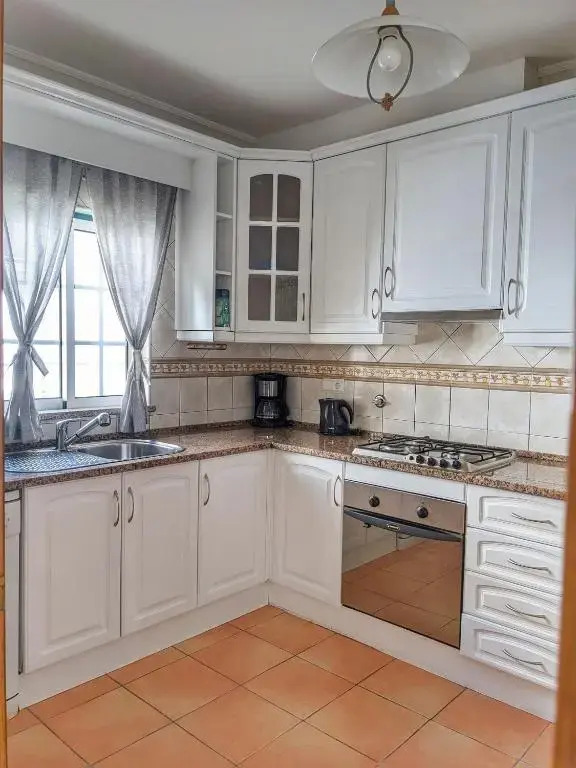 Townhouse 700m from Sao Rafael Beach