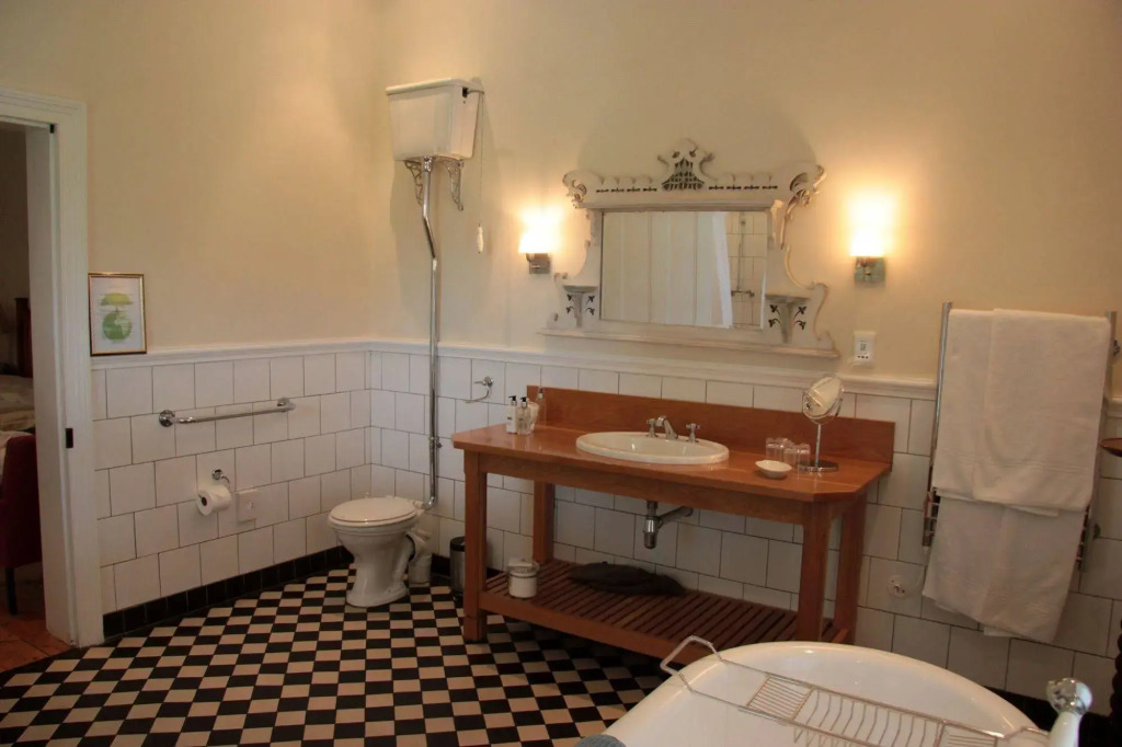 La Fontaine Boutique Hotel by The Oyster Collection