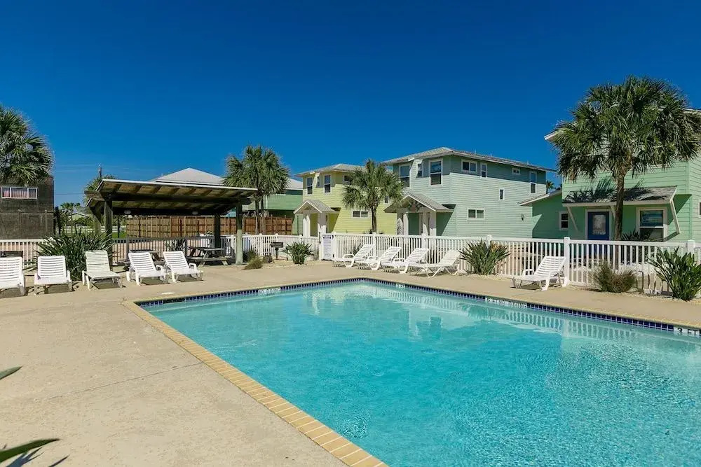 New Home w Pool Walk to Beach by RedAwning