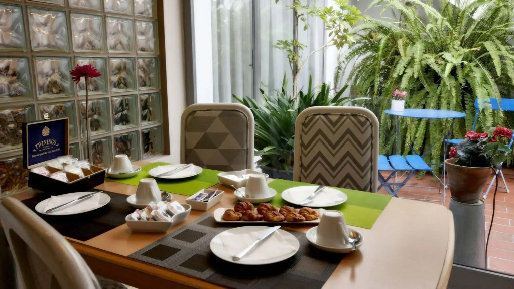 Colectia Hotel Santa Lucía
