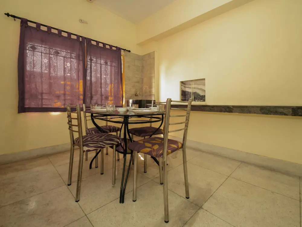 OYO 8503 Apartment Aakash Ganga