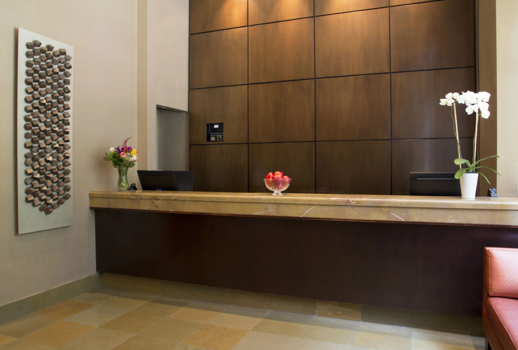 Executive Hotel Pacific