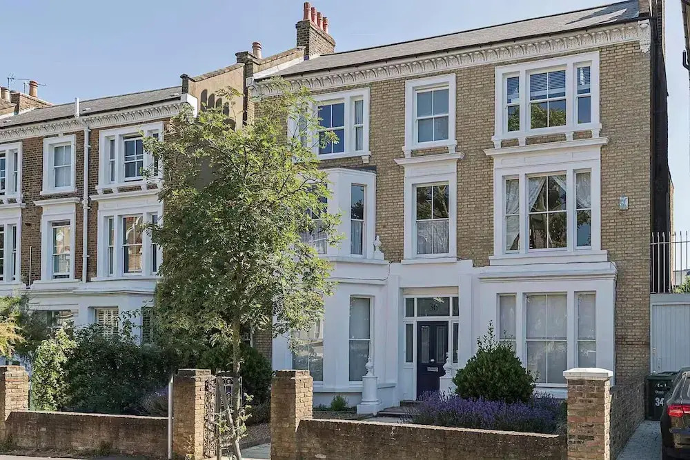 JOIVY Charming 1-Bedroom Flat with Patio