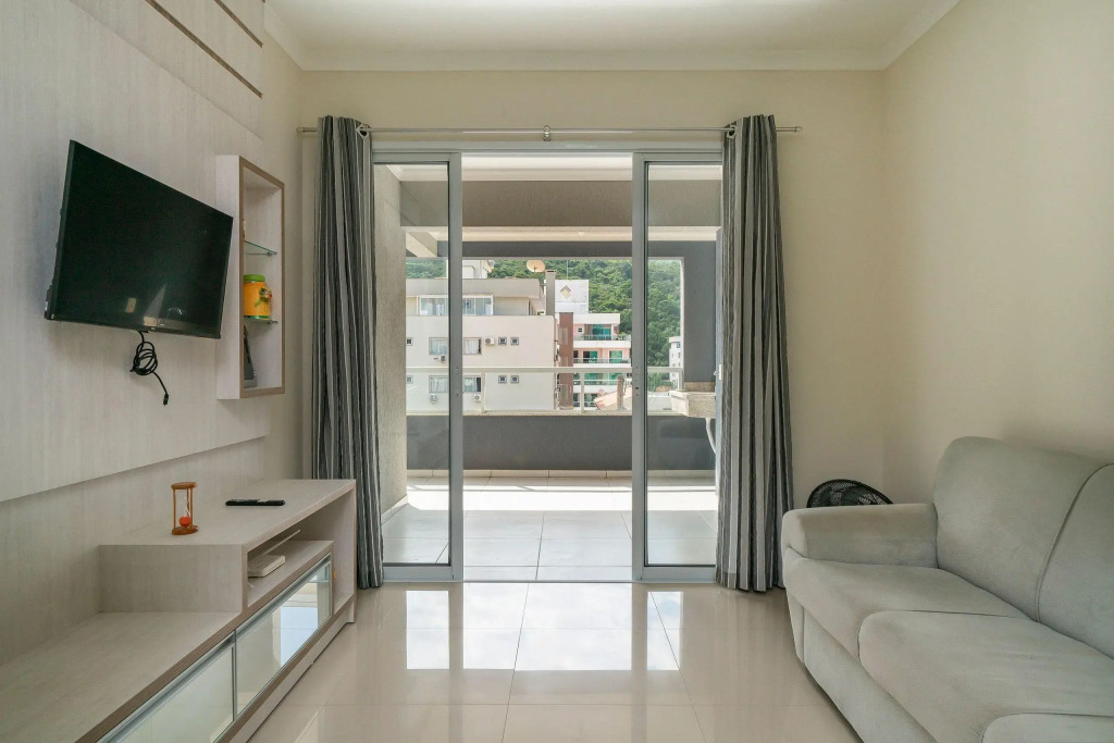 Conforto e 2 quartos perto da praia