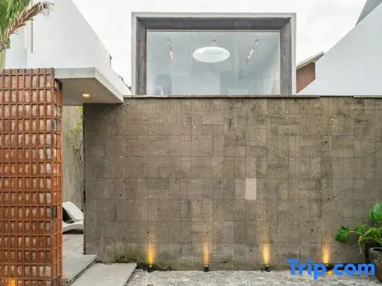 New 2BR Tropical Stylish Villa Canggu - 4 min to Finns