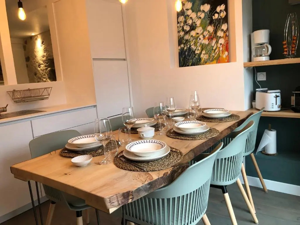 DU MANN petite maison jardin à 100m du port de Vannes avec PARKING