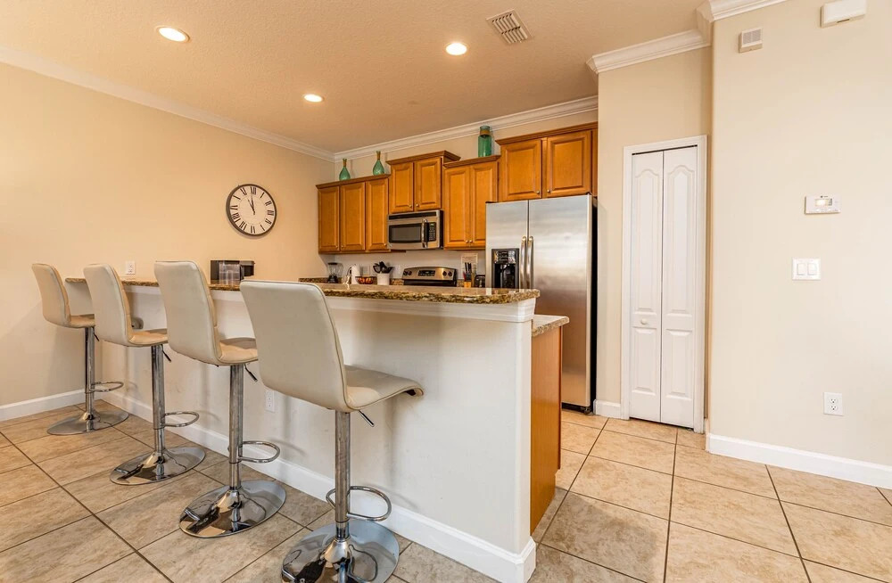 8913pp 4 Bedroom Townhouse by Redawning