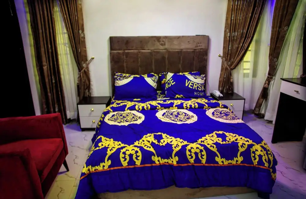 RichVilla Apartments & Hotels
