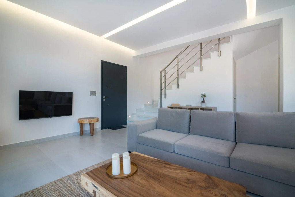 Elia Luxury Villa