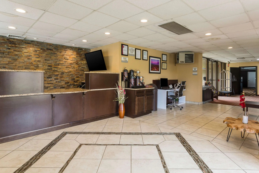 Pocono Inn & Banquet - Stroudsburg