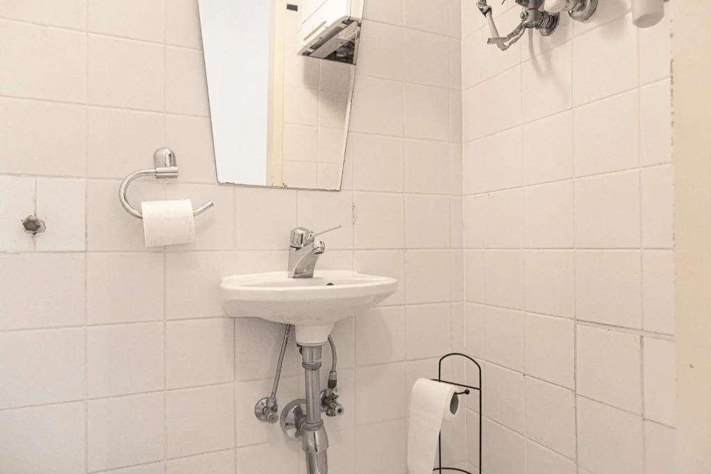 Lovely 2 Apartments - Suitable for Long Stays